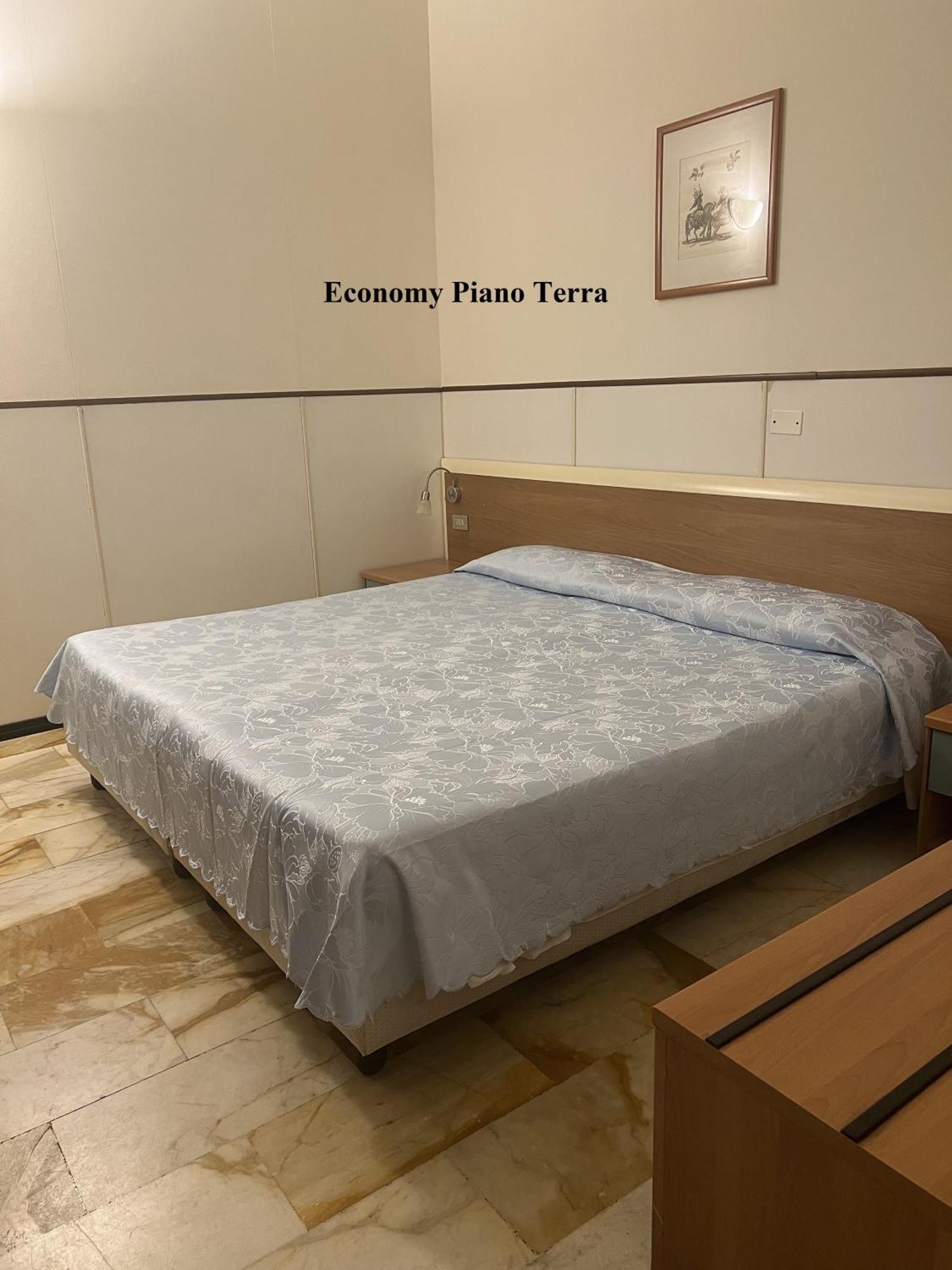 Hotel Mayorca, Milan